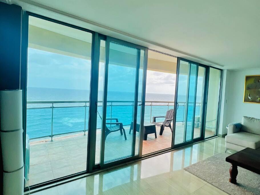 Beach Front Penthouse In Exclusive Tower Санто-Домінго Екстер'єр фото