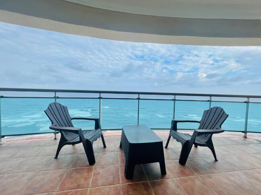 Beach Front Penthouse In Exclusive Tower Санто-Домінго Екстер'єр фото
