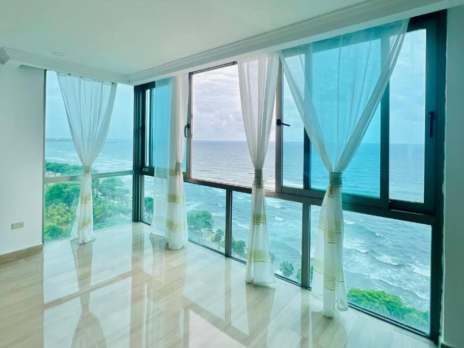 Beach Front Penthouse In Exclusive Tower Санто-Домінго Екстер'єр фото